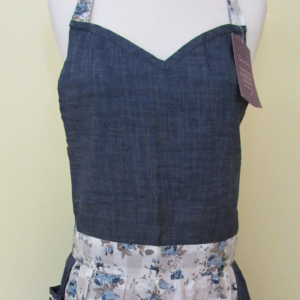 NWT Sur La Table Vintage Inspired Apron 100 cotton